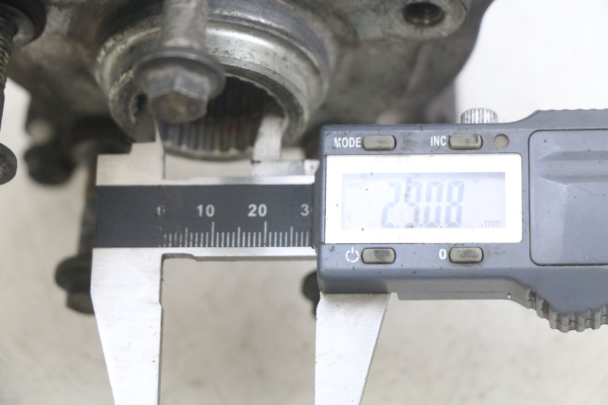 photo de PIASTA KOŁA TYLNEGO PIAGGIO X9 EVOLUTION 125 (2003 - 2007) - Szczegół części