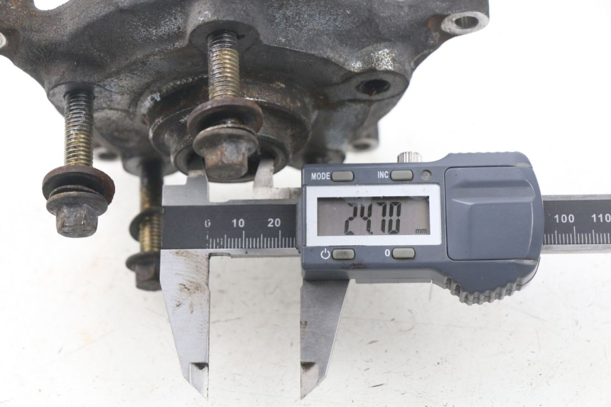 photo de PIASTA KOŁA TYLNEGO PIAGGIO X9 125 (2000 - 2003) - Zoom stanu zużycia