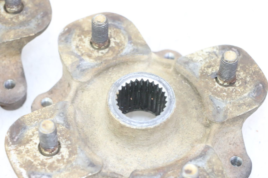 photo de PIASTA KOŁA TYLNEGO YAMAHA YFM GRIZZLY 550 (2008 - 2015) - Widok ogólny