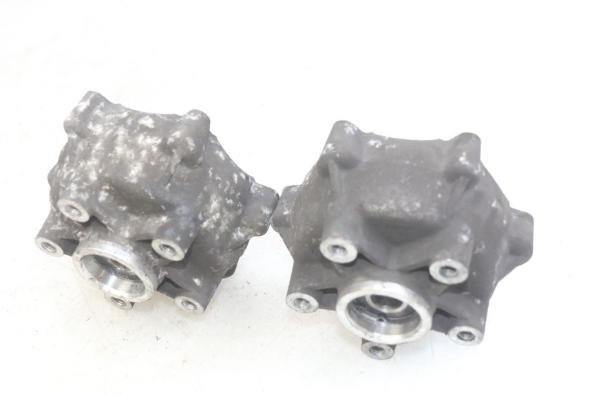 photo de PIASTA KOŁA PRZEDNIEGO PIAGGIO MP3 LT 400 (2007 - 2012) - Szczegół części