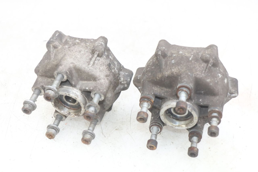 photo de PIASTA KOŁA PRZEDNIEGO PIAGGIO MP3 LT 400 (2007 - 2012) - Zbliżenie techniczne