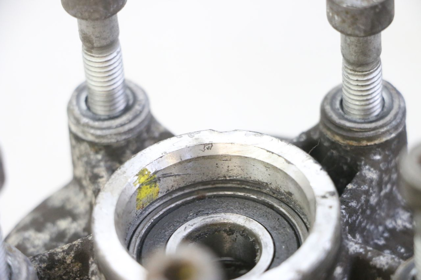 photo de PIASTA KOŁA PRZEDNIEGO PIAGGIO MP3 500 (2011 - 2015) - Zoom stanu zużycia