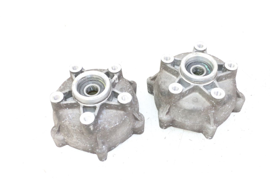 photo de PIASTA KOŁA PRZEDNIEGO PIAGGIO MP3 500 (2014 - 2017) - Szczegół części