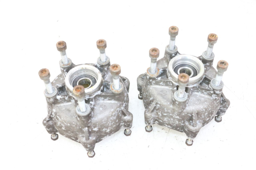 photo de PIASTA KOŁA PRZEDNIEGO PIAGGIO MP3 RL 250 (2006 - 2010) - Widok ogólny