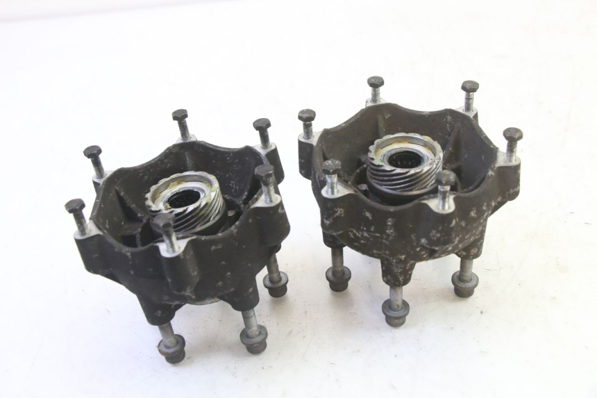 photo de PIASTA KOŁA PRZEDNIEGO PIAGGIO MP3 125 (2006 - 2014) - Inny kąt widzenia