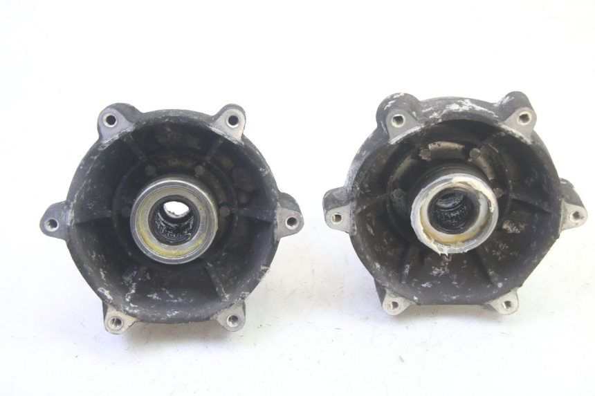 photo de PIASTA KOŁA PRZEDNIEGO PIAGGIO MP3 RL 250 (2006 - 2010) - Widok główny