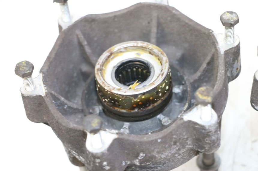 photo de PIASTA KOŁA PRZEDNIEGO PIAGGIO MP3 LT 400 (2007 - 2012) - Zbliżenie techniczne