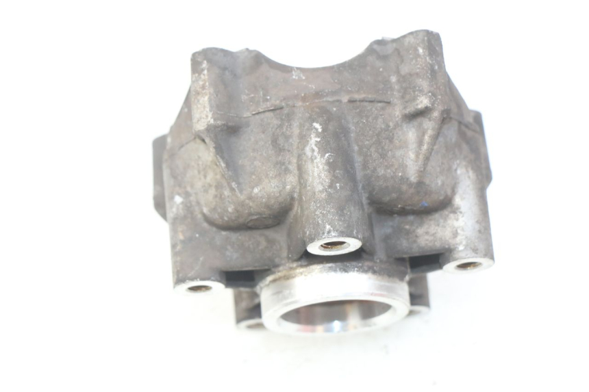 photo de PIASTA KOŁA PRZEDNIEGO PIAGGIO VESPA PRIMAVERA 2T 50 (2013 - 2018) - Inny kąt widzenia