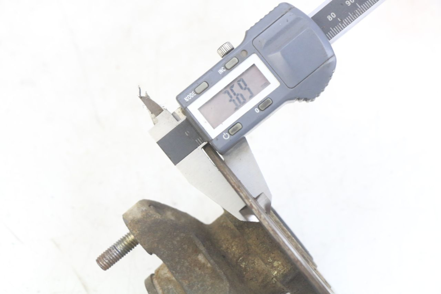 photo de PIASTA KOŁA PRZEDNIEGO SHINERAY XY250 STXE 250 (2006 - 2012) - Zoom stanu zużycia