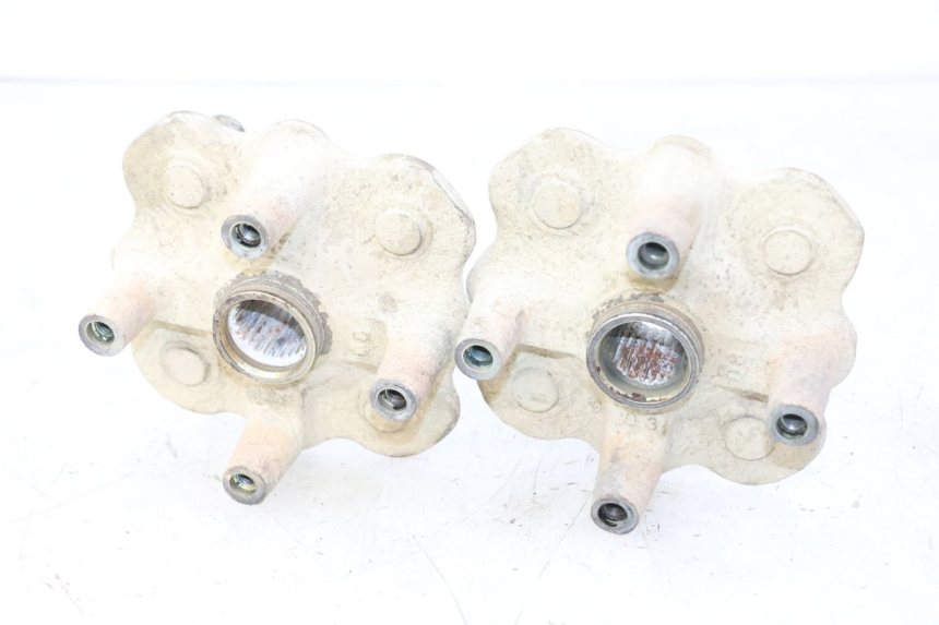 photo de PIASTA KOŁA PRZEDNIEGO YAMAHA YFM BRUIN 350 (2003 - 2009) - Inny kąt widzenia