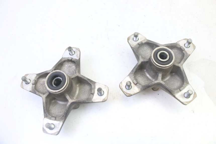 photo de PIASTA KOŁA PRZEDNIEGO YAMAHA YFM R RAPTOR 250 (2008 - 2014) - Widok główny