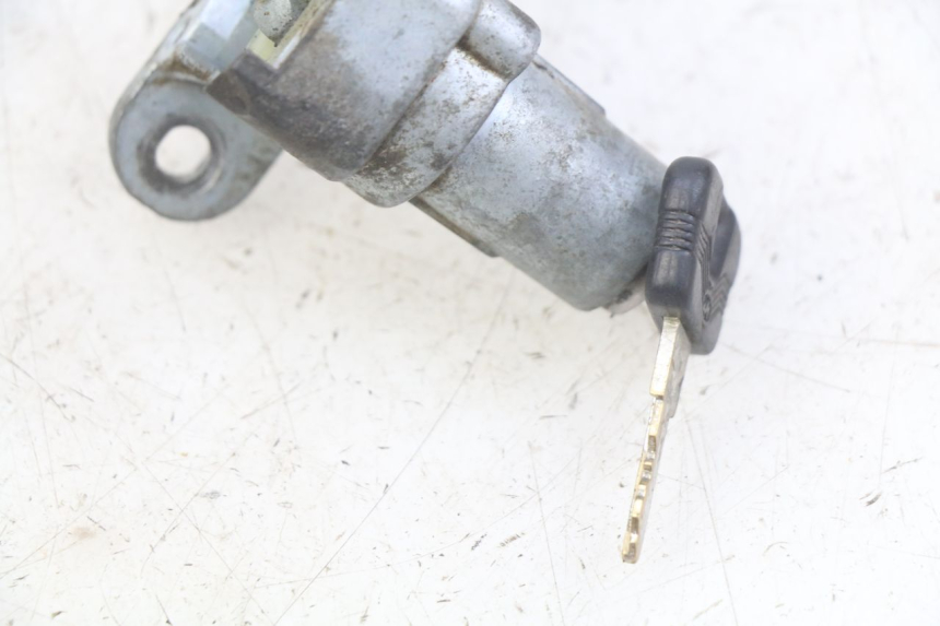 photo de STACYJKA MBK BOOSTER SPIRIT 50 (1999 - 2003) - Zoom stanu zużycia