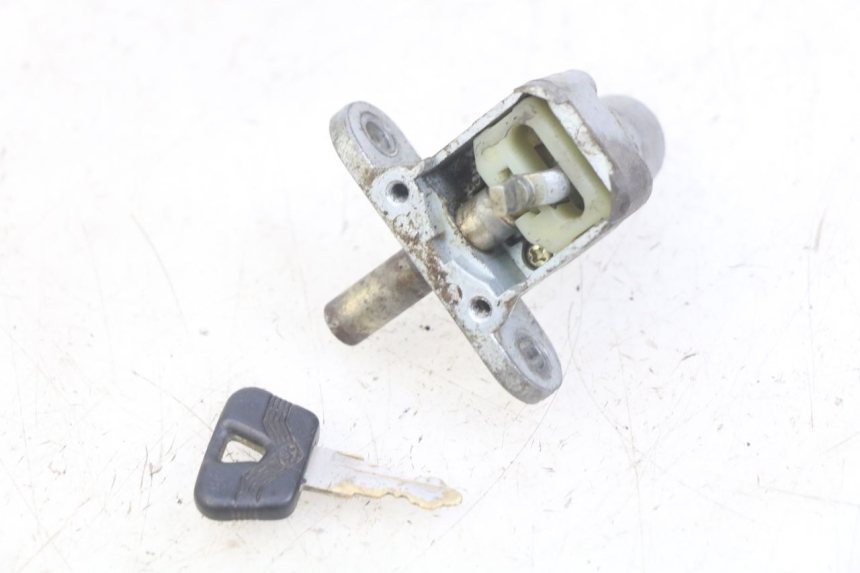 photo de STACYJKA MBK BOOSTER SPIRIT 50 (1999 - 2003) - Zbliżenie techniczne