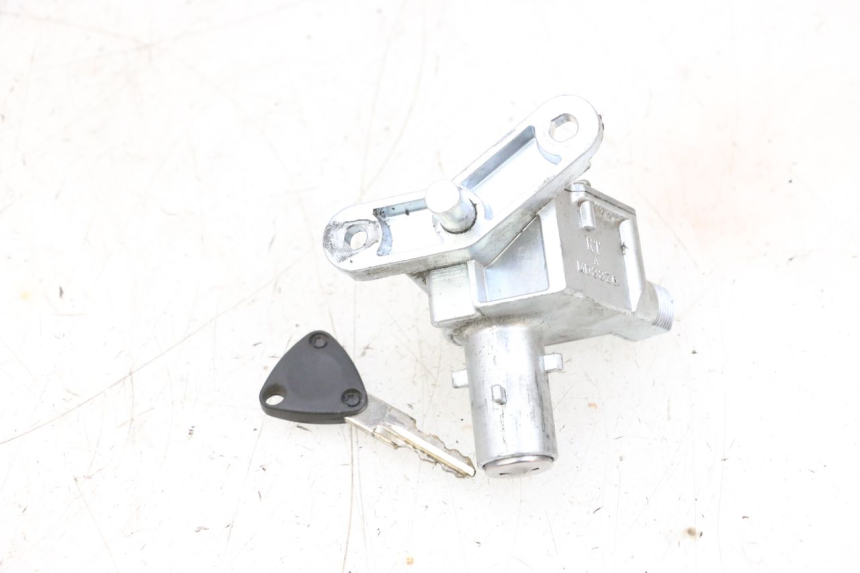 photo de STACYJKA MBK BOOSTER SPIRIT NAKED 50 (2004 - 2017) - Widok ogólny