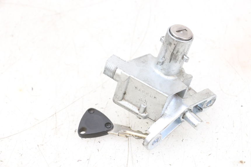 photo de STACYJKA MBK BOOSTER SPIRIT NAKED 50 (2004 - 2017) - Punkty mocowania