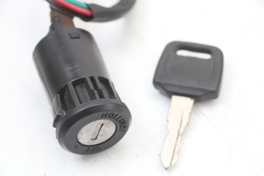 photo de STACYJKA CCR DIRT BIKE 125 - Zoom stanu zużycia