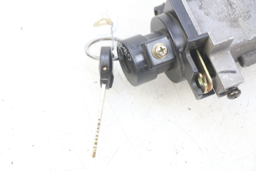 photo de STACYJKA PEUGEOT KISBEE 2T 50 (2010 - 2017) - Widok ogólny