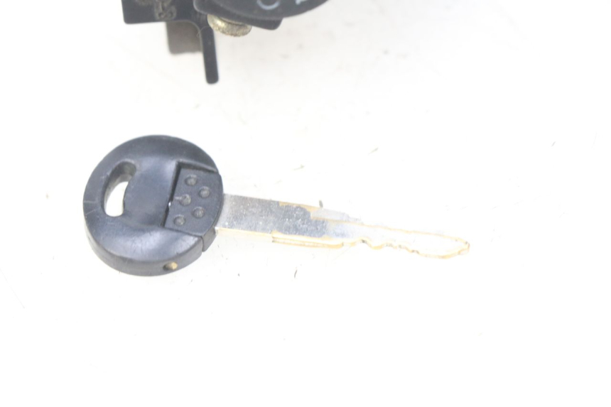 photo de STACYJKA PEUGEOT KISBEE 4T 50 (2010 - 2017) - Widok ogólny