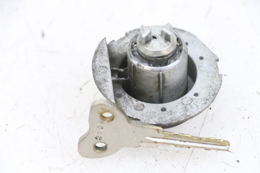 photo de STACYJKA PIAGGIO NEW TYPHOON 50 (2018 - 2021) - Zoom stanu zużycia