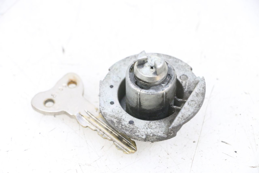 photo de STACYJKA PIAGGIO NEW TYPHOON 50 (2018 - 2021) - Inny kąt widzenia