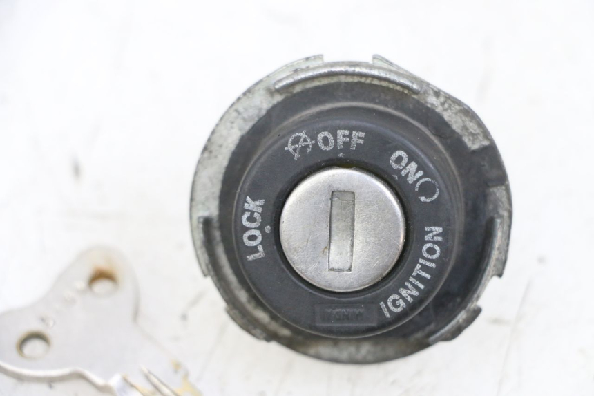 photo de STACYJKA PIAGGIO NEW TYPHOON 50 (2018 - 2021) - Zbliżenie techniczne