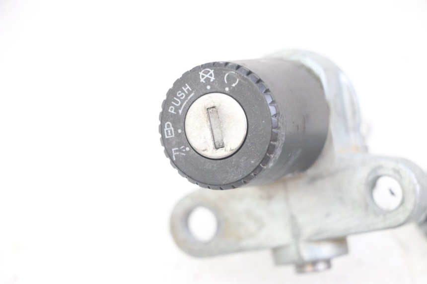 photo de STACYJKA DERBI SENDA SM X-TREME 50 (2006 - 2010) - Punkty mocowania