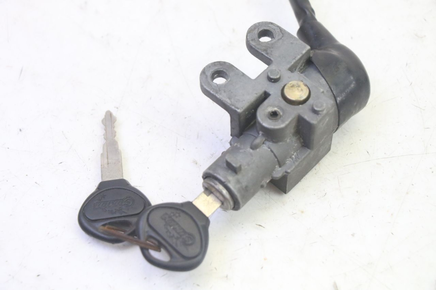 photo de STACYJKA SUKIDA TOP 1 50 (2003 - 2010) - Zbliżenie techniczne