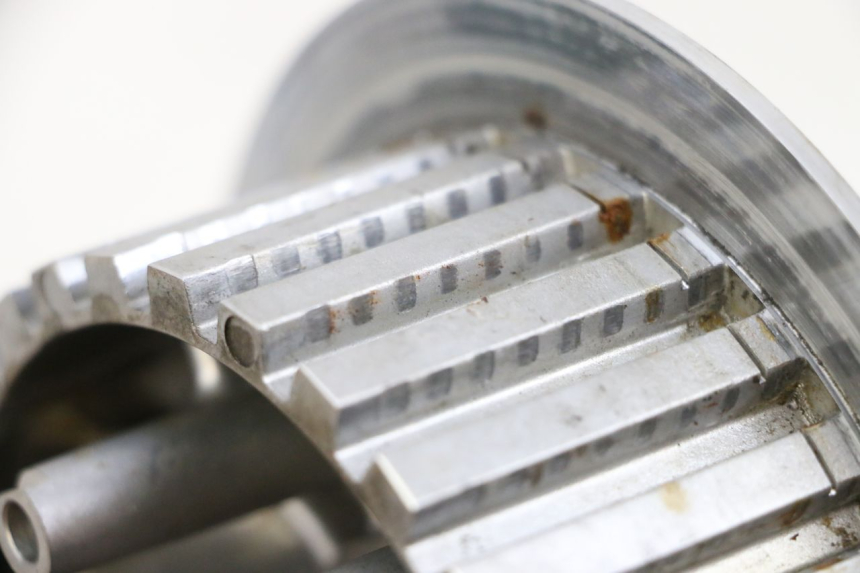 photo de ZESPÓŁ SPRZĘGŁA YAMAHA FJR ABS 1300 (2006 - 2012) - Zbliżenie techniczne