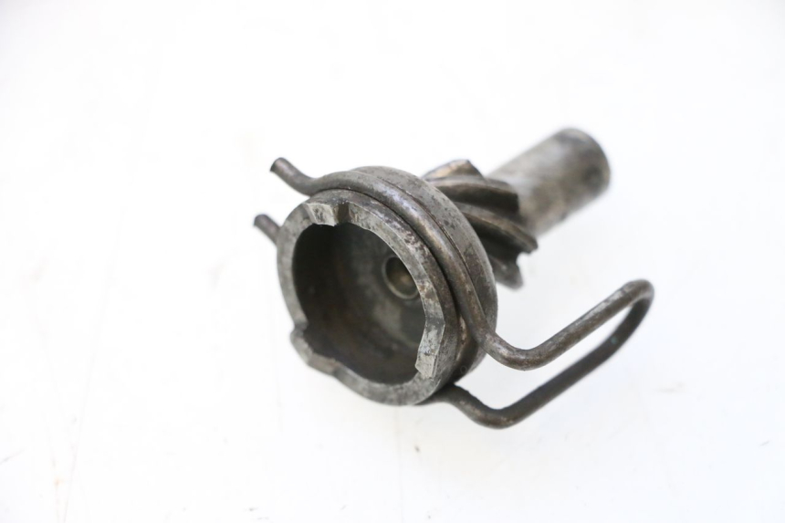 photo de NUT KICK PEUGEOT SPEEDFIGHT 2 AC 50 (2000 - 2009) - Szczegół części