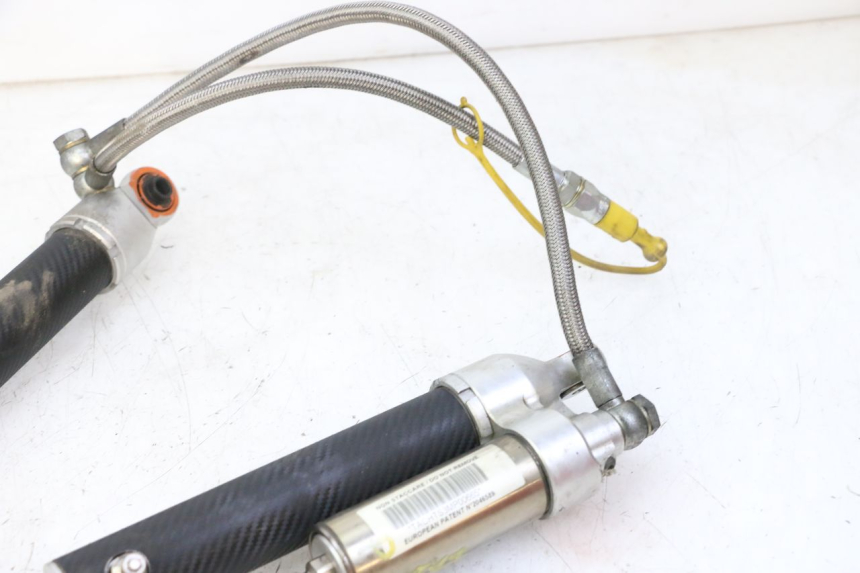 photo de PARA AMORTYZATORÓW TYLNYCH QUADRO 4 4D 350 (2015 - 2018) - Widok produktu