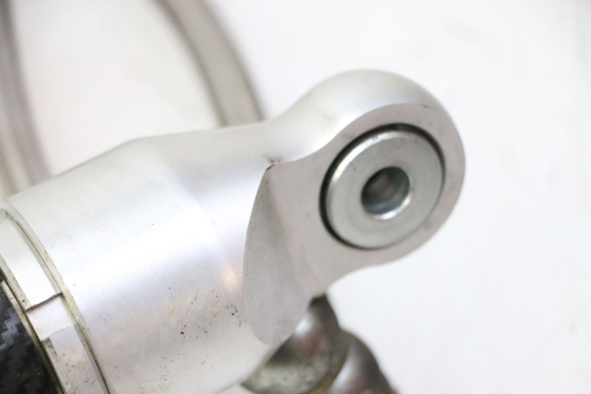 photo de PARA AMORTYZATORÓW TYLNYCH QUADRO 4 4D 350 (2015 - 2018) - Inny kąt widzenia