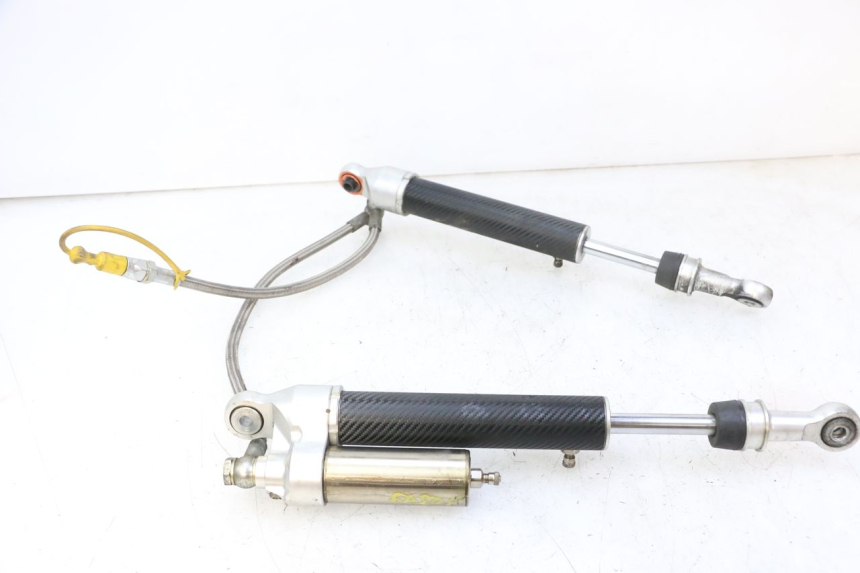 photo de PARA AMORTYZATORÓW TYLNYCH QUADRO 4 4D 350 (2015 - 2018) - Punkty mocowania