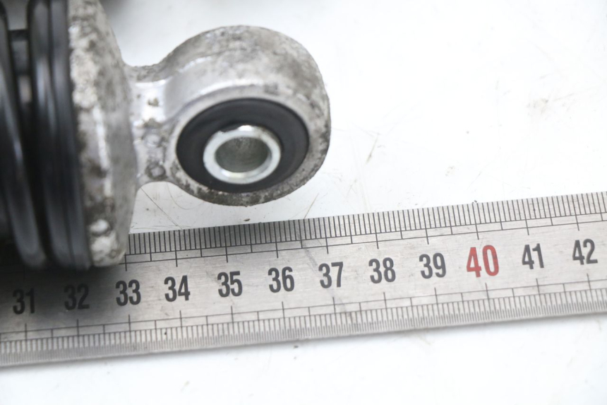 photo de PARA AMORTYZATORÓW TYLNYCH SUZUKI BURGMAN 125 (2007 - 2014) - Zoom stanu zużycia