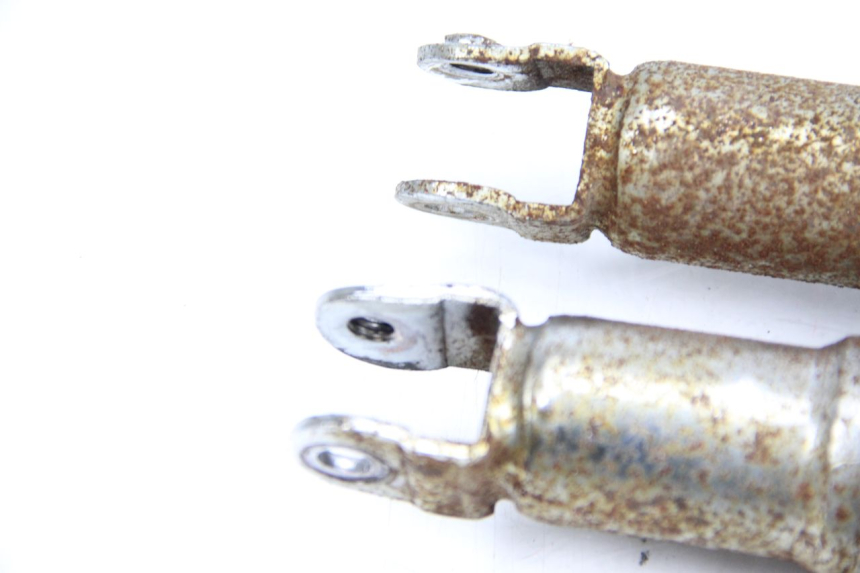 photo de PARA AMORTYZATORÓW TYLNYCH JMSTAR CJ12M 125 (2005 - 2007) - Inny kąt widzenia