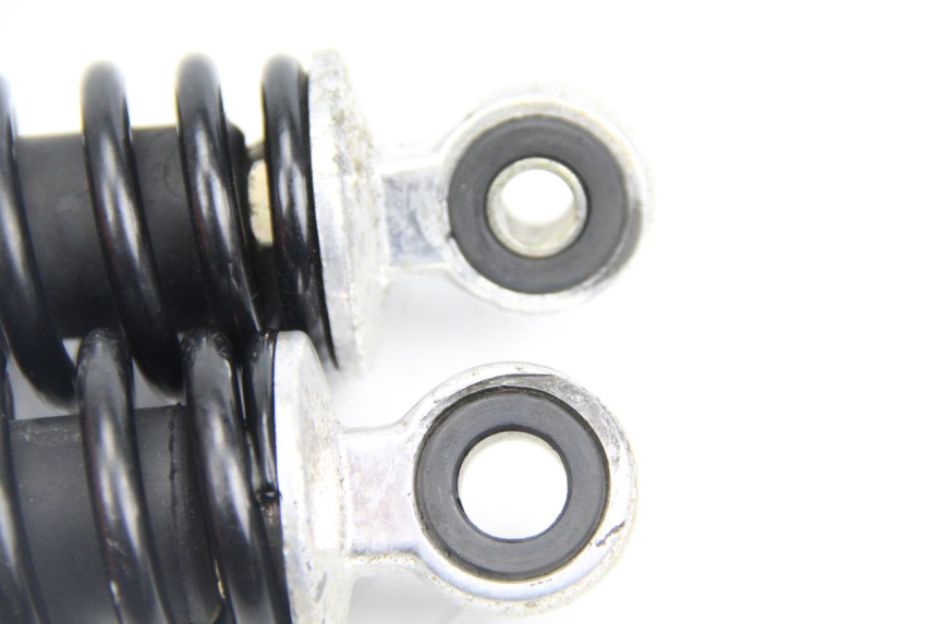 photo de PARA AMORTYZATORÓW TYLNYCH JMSTAR CJ12M 125 (2005 - 2007) - Zbliżenie techniczne