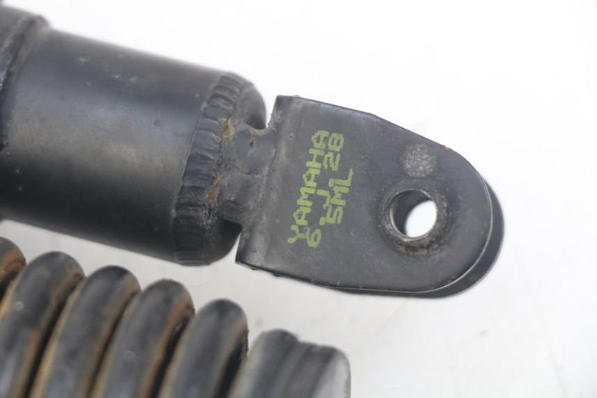 photo de PARA AMORTYZATORÓW TYLNYCH YAMAHA CYGNUS X INJECTION 125 (2007 - 2013) - Inny kąt widzenia