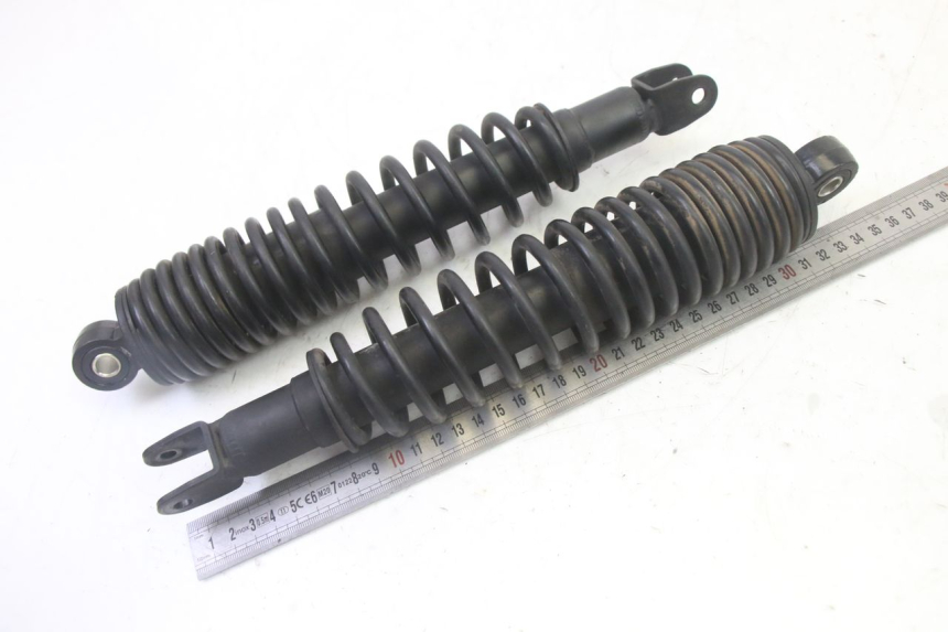 photo de PARA AMORTYZATORÓW TYLNYCH YAMAHA CYGNUS X INJECTION 125 (2007 - 2013) - Oznaczenia i referencje