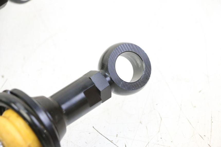 photo de ZESTAW TYLNYCH AMORTYZATORÓW SKYTEAM DAX REPLICA 110 (2005 - 2015) - Stan powierzchni