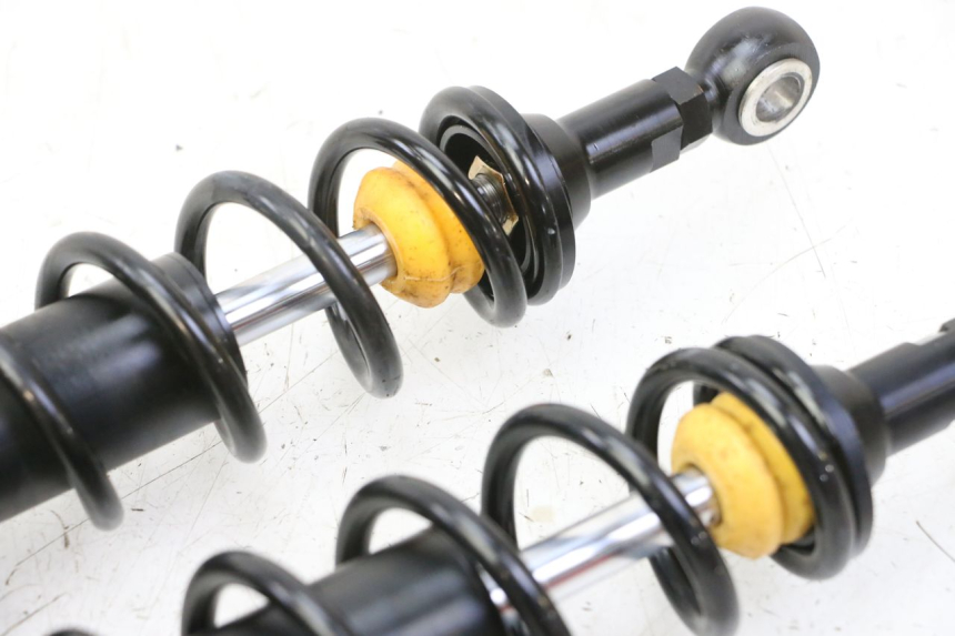 photo de ZESTAW TYLNYCH AMORTYZATORÓW SKYTEAM DAX REPLICA 110 (2005 - 2015) - Oznaczenia i referencje