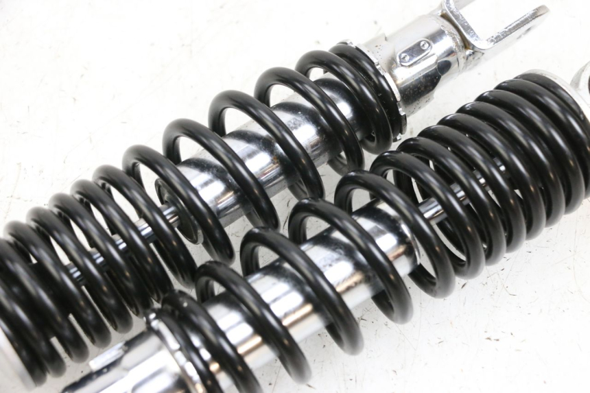 photo de PARA AMORTYZATORÓW TYLNYCH SEGWAY NINEBOT E125S 1 (2022 - 2026) - Punkty mocowania