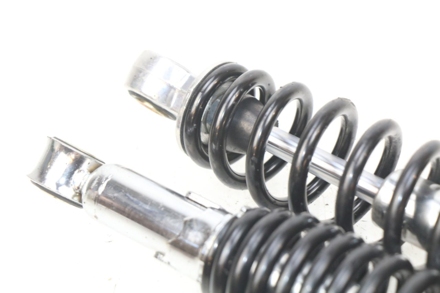 photo de PARA AMORTYZATORÓW TYLNYCH EFUN E2GO 1 (2017 - 2021) - Punkty mocowania