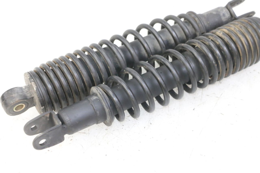 photo de PARA AMORTYZATORÓW TYLNYCH MBK FLAME X 125 (2007 - 2016) - Zbliżenie techniczne