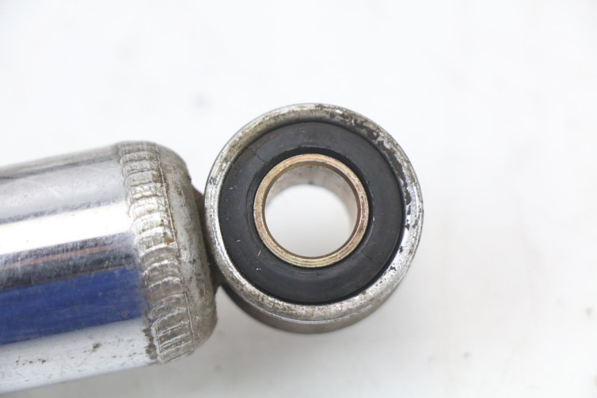 photo de PARA AMORTYZATORÓW TYLNYCH SUZUKI GN 125 (1997 - 2000) - Szczegóły charakterystyczne