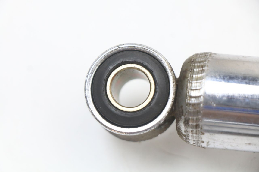 photo de PARA AMORTYZATORÓW TYLNYCH SUZUKI GN 125 (1997 - 2000) - Widok ogólny