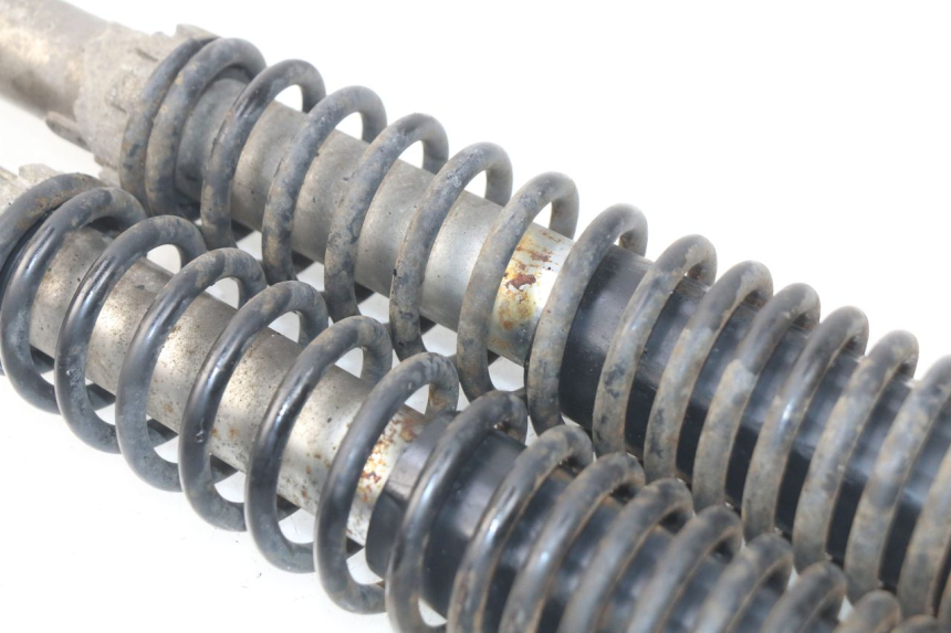 photo de ZESTAW TYLNYCH AMORTYZATORÓW SYM GTS EFI ABS 125 (2012 - 2016) - Widok ogólny