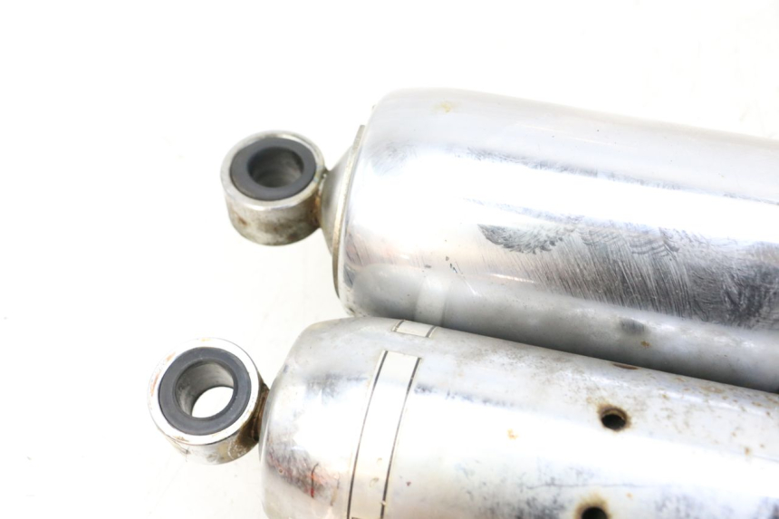 photo de PARA AMORTYZATORÓW TYLNYCH HONDA VT C2 SHADOW 750 (1997 - 2001) - Szczegół części