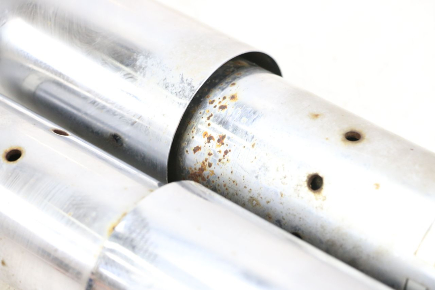 photo de PARA AMORTYZATORÓW TYLNYCH HONDA VT C2 SHADOW 750 (1997 - 2001) - Szczegóły charakterystyczne