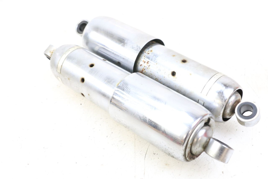 photo de PARA AMORTYZATORÓW TYLNYCH HONDA VT C2 SHADOW 750 (1997 - 2001) - Zbliżenie komponentów