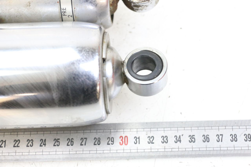 photo de PARA AMORTYZATORÓW TYLNYCH HONDA VT C2 SHADOW 750 (1997 - 2001) - Inny kąt widzenia