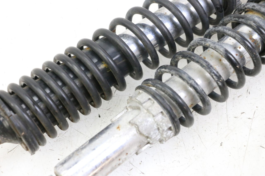 photo de PARA AMORTYZATORÓW TYLNYCH SYM JOYMAX 125 (2010 - 2017) - Część sprawdzona